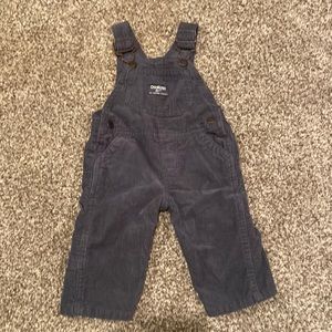 Baby Oshkosh overalls size 6 months